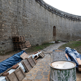 Zväčšiť fotografiu - Trenčiansky hrad odkryje vďaka projektu trebuchet viacero nových zákutí - 20200224_TN_hrad_027w_zmensena