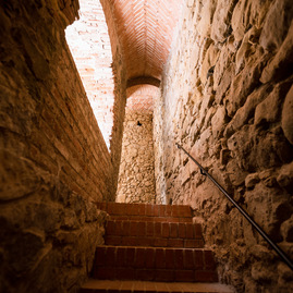 Zväčšiť fotografiu - Trenčiansky hrad ponúka nové výhľady i novosprístupnené zákutia - TSK_TN hrad_trebuchet_web (36)