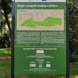 Zväčšiť fotografiu - Trenčiansky hrad ponúka nové výhľady i novosprístupnené zákutia - ceska strana5