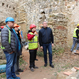 Zväčšiť fotografiu - Trenčiansky hrad ponúka nové výhľady i novosprístupnené zákutia - pred reko13
