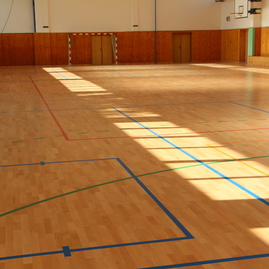Trenčiansky samosprávny kraj sa stal úspešným žiadateľom o dotáciu na rekonštrukciu troch stredoškolských telocviční - IMG_0420