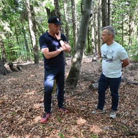 Zväčšiť fotografiu - V srdci prírody odštartovali výstavbu novej vyhliadkovej veže