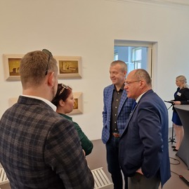 Zväčšiť fotografiu - V trenčíne slávnostne otvorili nové výzvy z programu interreg slovensko – česko - 20230426_123612