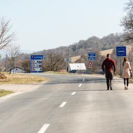 Zväčšiť fotografiu - V trenčíne slávnostne otvorili nové výzvy z programu interreg slovensko – česko - TSK_Zlepsenie_dostupnosti_Bosackej_doliny_strih_pasky_mini__13_of_54_