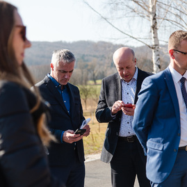 Zväčšiť fotografiu - Vďaka cezhraničnému projektu bolo vynovených viac ako 7,6 km cesty na oboch stranách hranice - TSK_Zlepšenie dostupnosti Bošáckej doliny_strih pásky_mini (34 of 54)