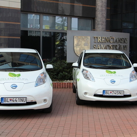 Zväčšiť fotografiu - Vďaka používaniu elektromobilov župa ušetrila už viac ako 27 ton emisií co2 - IMG_4862