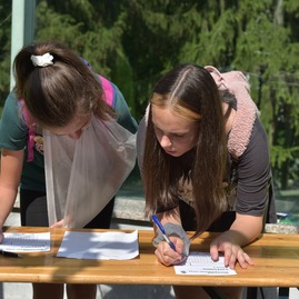 Zväčšiť fotografiu - Vďaka zeleným očiam si žiaci preverili svoje vedomosti - 19
