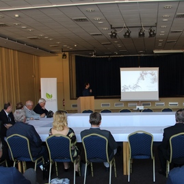 Výstavbu 50 km cyklotrasy na hornej nitre podporili podpisom memoranda - IMG_4276