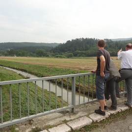 Zástupcovia trenčianskej župy na obhliadke škôd po povodniach v okolí bánoviec nad bebravou - UHROVEC_FOTO_resize