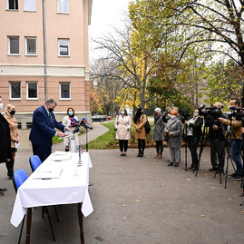 Zväčšiť fotografiu - Zmluva na národný projekt pre hornú nitru podpísaná! - 20201110_PD_TK_025w