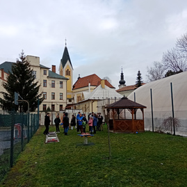 Zväčšiť fotografiu - Zo školákov na mesiac vedátormi - LIFE IP_merače_škoyl (8)