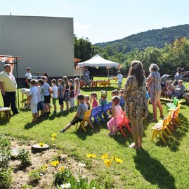 Zväčšiť fotografiu - Župa čaká na ďalšie originálne enviroprojekty! - obec hradok