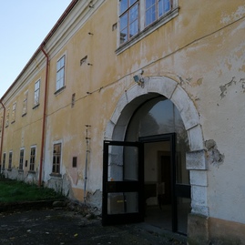 Zväčšiť fotografiu - Župa získala grant na obnovu draškovičovho kaštieľa - Draškovičov kaštieľ_revitalizácia (8)