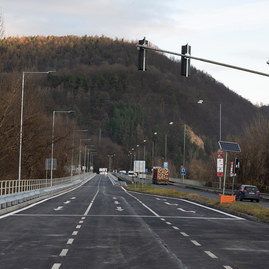 Zväčšiť fotografiu - Zvýšte pozornosť, na orlovskom moste sa pracuje - 20201208_PB_Orlovsky_most_012w