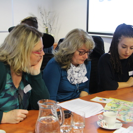 Ako správne zaviesť participatívne rozpočty na svojich školách sa naučila aj druhá polovica koordinátorov a riaditeľov unikátneho projektu - IMG_0053