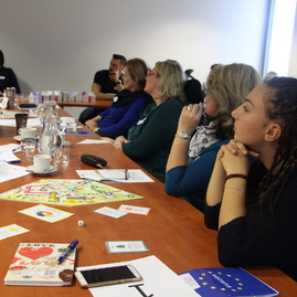 Ako správne zaviesť participatívne rozpočty na svojich školách sa naučila aj druhá polovica koordinátorov a riaditeľov unikátneho projektu - IMG_0138