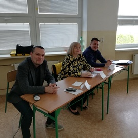 Bánovské gymnázium sa zapojilo do nového projektu, ktorý pomáha rozvíjať komunikačné schopnosti - lektori