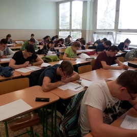 Biologická olympiáda pre stredoškolákov sa premiérovo konala v priestoroch trenčianskej univerzity alexandra dubčeka - P3220098