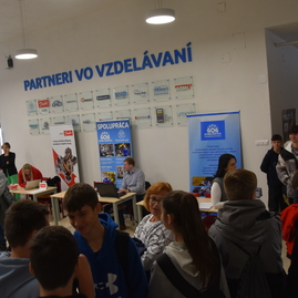 Zväčšiť fotografiu - Budúcim žiakom otvorili dvere dokorán - 5