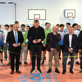 Zväčšiť fotografiu - Budúcnosť strojárstva: súťaž hostili z modernizovaných priestorov