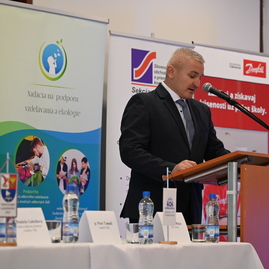 Zväčšiť fotografiu - Budúcnosť strojárstva: súťaž hostili z modernizovaných priestorov