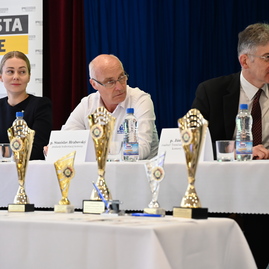 Zväčšiť fotografiu - Budúcnosť strojárstva: súťaž hostili z modernizovaných priestorov