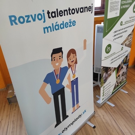 Zväčšiť fotografiu - Celoštátne kolo 58. chemickej olympiády na soš v novákoch - IMG_20220311_094628