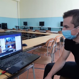 Zväčšiť fotografiu - Celoštátne kolo súťaže syga ovládol študent novomestskej priemyslovky - SYGA_Macejka8 – kópia