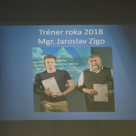 Cyklistický tím strednej športovej školy v trenčíne má úplne nový elektromobil, ocenenie si dnes prevzali aj najlepší športovci - 20190416_SS╠îS╠î_Najlepsi_sportovci_038w