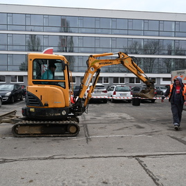 Zväčšiť fotografiu - Deň otvorených dverí lákal študentov aj na duálne vzdelávanie - DSC_1766