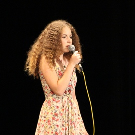 Dnes si prevzali maturitné vysvedčenia, zajtra nastupujú do práce - SOŠ DUBNICA NAD VAHOM (5)