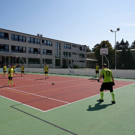 Zväčšiť fotografiu - Do nového školského roka s novým multifunkčným ihriskom - 20210908_TSK__081w
