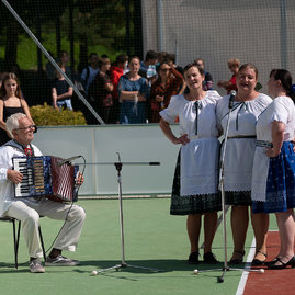 Zväčšiť fotografiu - Do nového školského roka s novým multifunkčným ihriskom - 20210908_TSK__128w