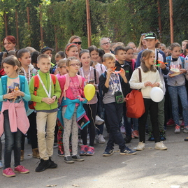 Drony lietajúce nad soš pod sokolicami v trenčíne uchvátili približne 400 detí zo základných škôl - IMG_1456