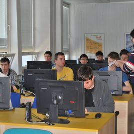 Druhák zo soš handlová porazil vysokoškolákov - foto04
