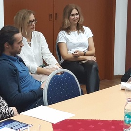 Zväčšiť fotografiu - Podkylava, Slovenská republika – simulovaný pohovor žiaka so zástupcom zamestnávateľa, Zdroj: Stredná priemyselná škola Myjava