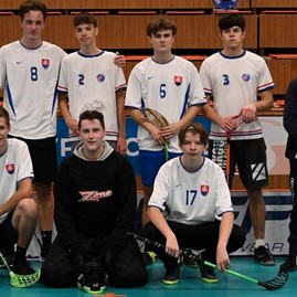 Zväčšiť fotografiu - Finalisti florbalového turnaja známi - Obrázok10
