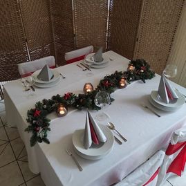 Zväčšiť fotografiu - Floristky úspešné v medzinárodnej aj slovenskej súťaži - SOŠ Pruské_vianočné inšpirácie v KE (4)