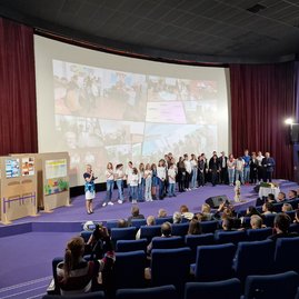 Zväčšiť fotografiu - Gymnázium v partizánskom oslavovalo - 20231103_181632