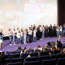 Zväčšiť fotografiu - Gymnázium v partizánskom oslavovalo - IMG_8431