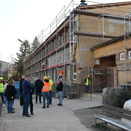 Zväčšiť fotografiu - Handlovská odborná škola prechádza modernizáciou, pribudnú špičkové technológie