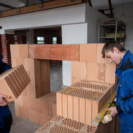 Zväčšiť fotografiu - Investíciami do modernizácie lákajú nových žiakov - 20240610_PB_SOS_033w