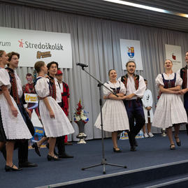 Zväčšiť fotografiu - Jedinečná výstava po dvoch rokoch opäť v krajskom meste - 20221006_TN_Stredoskolak_022w