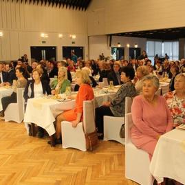 Jedna z najlepších obchodných akadémií na slovensku oslávila storočnicu - IMG_7400