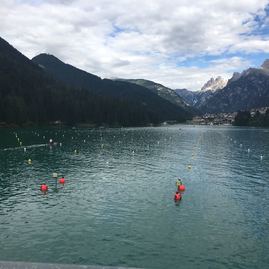 K rýchlostnej kanoistike ho priviedli spolužiaci, ktorých po pár týždňoch prestala baviť. študent dominik olexík zo soš stavebnej e. belluša to dotiahol až na majstrovstvá sveta. - Auronzo 2