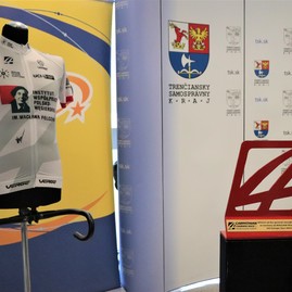 Zväčšiť fotografiu - Karpatské preteky kuriérov povedú aj trenčianskym krajom - IMG_6144