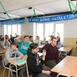 Zväčšiť fotografiu - Kraj chce prilákať žiakov na nedostatkové odbory - asistenti_II_3