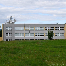 Zväčšiť fotografiu - Kraj modernizuje telocvičňu myjavskej priemyslovky - 20210902_TSK_skoly_200w