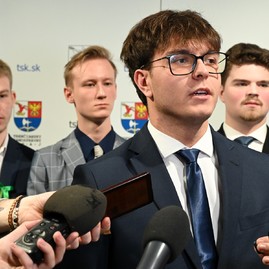 Zväčšiť fotografiu - Kraj zintenzívňuje podporu duševného zdravia na svojich školách