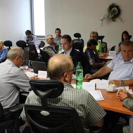 Krajská rada aktualizovala stratégiu rozvoja stredného odborného školstva v tsk na roky 2013 – 2020 - IMG_1443